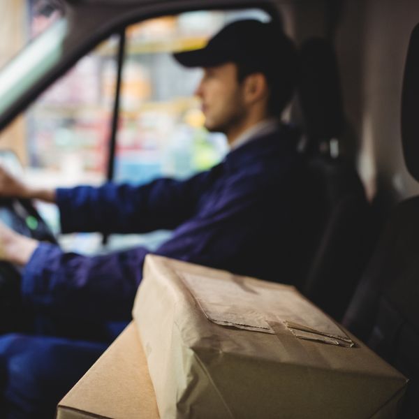 東京の軽貨物配送を業務委託制で行っております