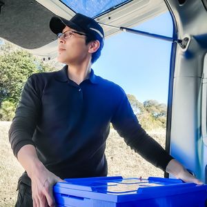 暖かくなってきた今、軽貨物ドライバーとして外でアクティブに働いてみませんか？