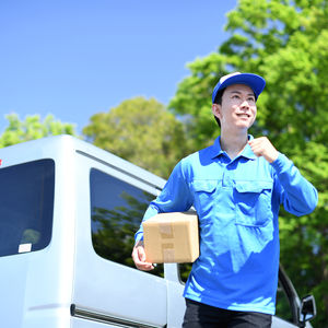 暑い夏こそ、車で働くという選択。ドライバーズサポート株式会社